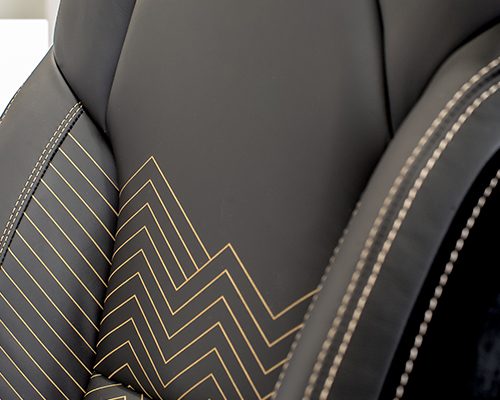 500x500_auto_blkseat1_19 Elmo